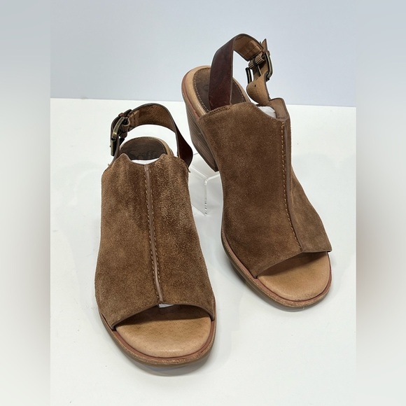 SOFFT Brown suede block heel sling back sandals size 9.5 - Picture 2 of 7